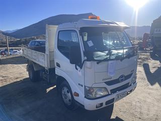 2015 Hino 300 Tipper GVM 5,500kg Photo