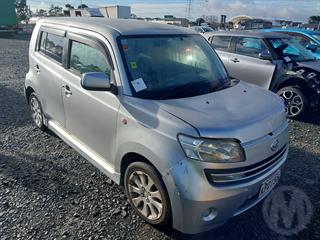 2007 Daihatsu COO Hatch Photo