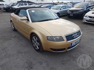 2003 Audi A4 2.4 Cabriolet Coupé Photo