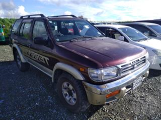 1996 Nissan Terrano R3M-R Station Wagon Photo