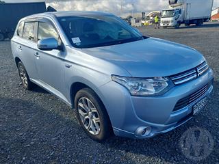 2013 Mitsubishi Outlander Station Wagon Photo