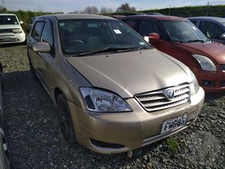 2003 Toyota Allex Hatch Photo