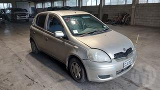 2002 Toyota Vitz Hatch Photo