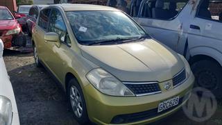 2005 Nissan Tiida Hatch Photo