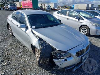 2010 BMW 528i Sedan Photo