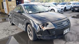 2004 Audi TT Hatch Photo