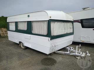 1979 Factory Built Nomad 450 Caravan Photo