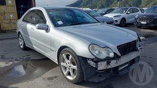 2006 Mercedes-Benz C280 Sedan Photo