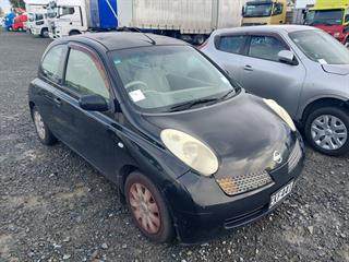 2002 Nissan March Hatch Photo