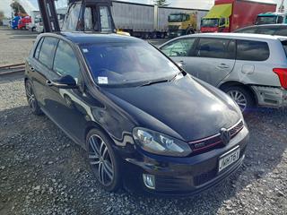 2011 Volkswagen Golf GTI DCC Pack Hatch Photo