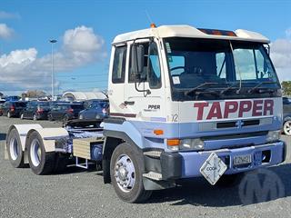 2005 Nissan Diesel CW380 *** UNRESERVED*** Tractor Unit GCM 55,000kg Photo