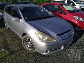 2005 Toyota Caldina Station Wagon Photo