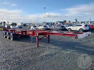 1999 Roadmaster SS 3A-13 Skeletal Trailer Photo