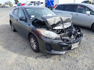 2012 Mazda Axela Sedan Photo