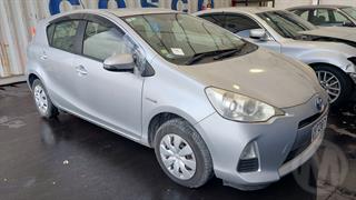 2013 Toyota Aqua Hatch Photo