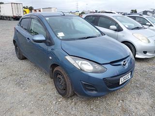 2014 Mazda Demio Hatch Photo