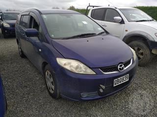 2005 Mazda Premacy Station Wagon Photo