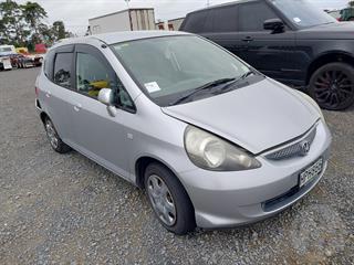 2007 Honda fit Hatch Photo