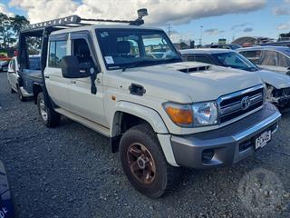 2022 Toyota Landcruiser LX 4.5DT/4WD/5MT Dual Cab Chassis Photo