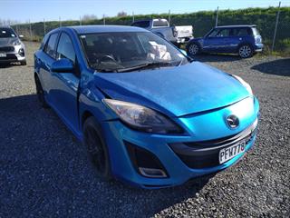 2010 Mazda Axela Hatch Photo