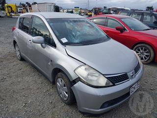 2005 Nissan Tiida Hatch Photo