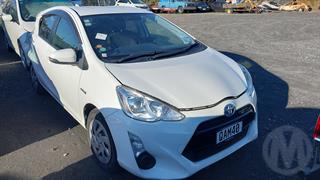 2016 Toyota Aqua Hybrid Hatch Photo