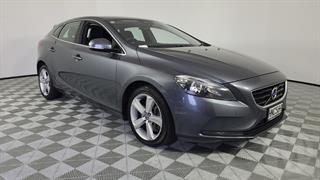 2014 Volvo V40 T4 2.0P Auto 5D Hatch Photo
