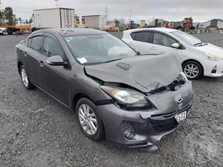 2012 Mazda Axela Sedan Photo