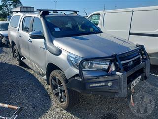 2019 Toyota Hilux SR5 TD DC 2.8DT/4WD Dual Cab Utility Photo