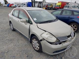 2005 Nissan Tiida Latio Sedan Photo