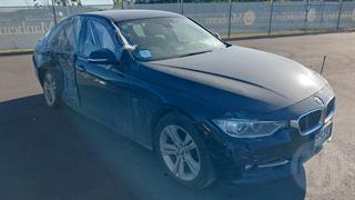 2014 BMW 320i Sedan Photo