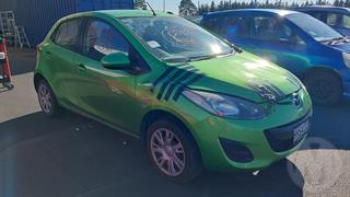 2014 Mazda MAZDA2 Classic 1.5 5MT Hatch Photo