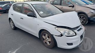 2010 Hyundai I30 1.6 5D M5 Sedan Photo