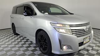 2012 Nissan Elgrand 5D Station Wagon Photo