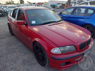 2001 BMW 330 Sedan Photo