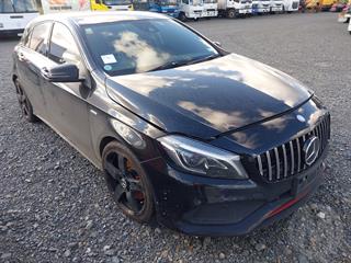 2016 Mercedes-Benz A250 4matic 2L Hatch Photo