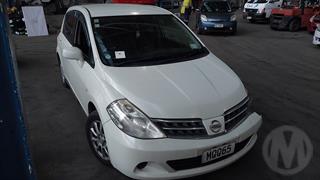 2012 Nissan Tiida Hatch Photo