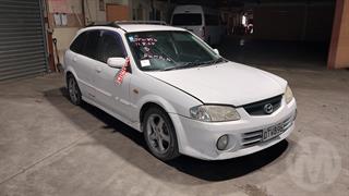 2000 Mazda Familia SP20 Station Wagon Photo