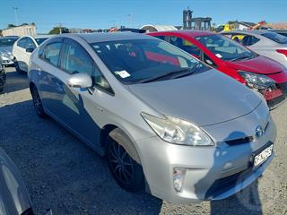 2012 Toyota Prius Hatch Photo