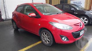 2013 Mazda Demio Hatch Photo