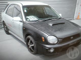 2000 Subaru Impreza 20K Station Wagon Photo