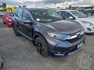 2018 Honda CRV 2WD Touring 1.5PT Station Wagon Photo