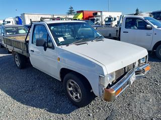 1995 Nissan Navara Cab Chassis Photo