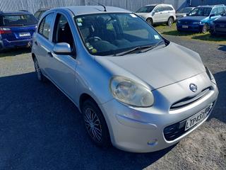 2010 Nissan March Hatch Photo