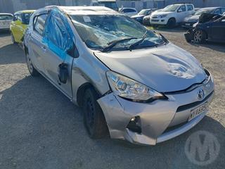 2014 Toyota Aqua Hybrid Hatch Photo