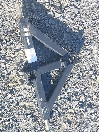 Wolverine TQH-26-02C 3 PT Trailer Hitch Bucket Photo