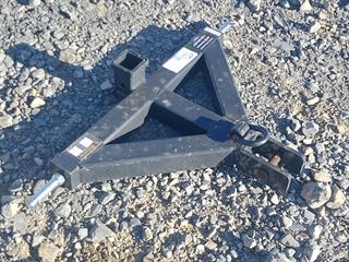 Wolverine TQH-26-01C hitch adapter Bucket Photo