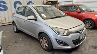 2012 Hyundai I20 PB 1.4 A4 Hatch Photo
