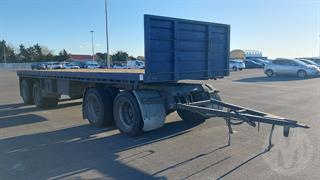 1986 Custombuilt Road Runner PF-4-CT-91 Flat Deck Trailer Photo