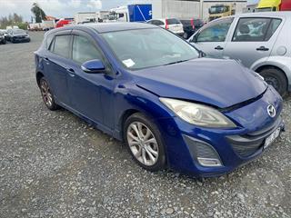 2011 Mazda Axela Hatch Photo